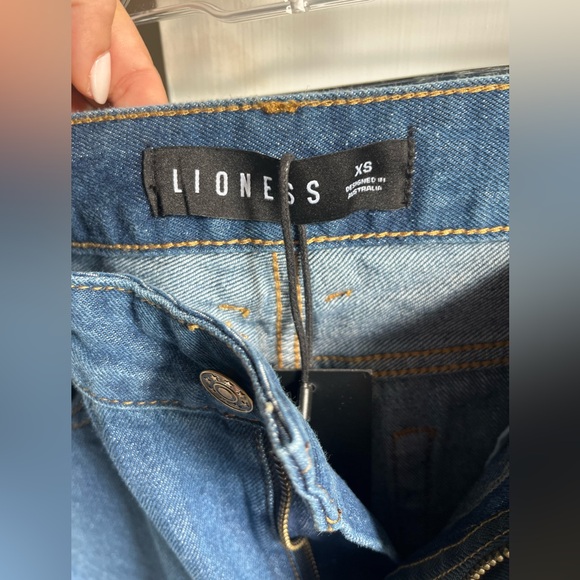 Lioness Top Model Jean in Dark Denim - Picture 7 of 8